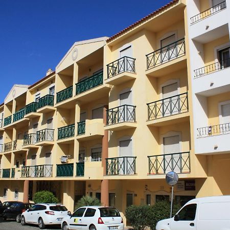 This Warm And Comfortable Apartment Λάγος Δωμάτιο φωτογραφία