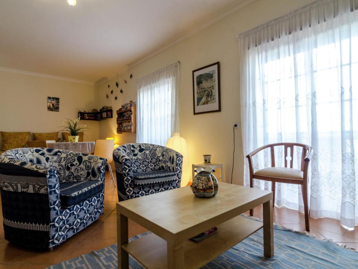 This Warm And Comfortable Apartment Λάγος Δωμάτιο φωτογραφία