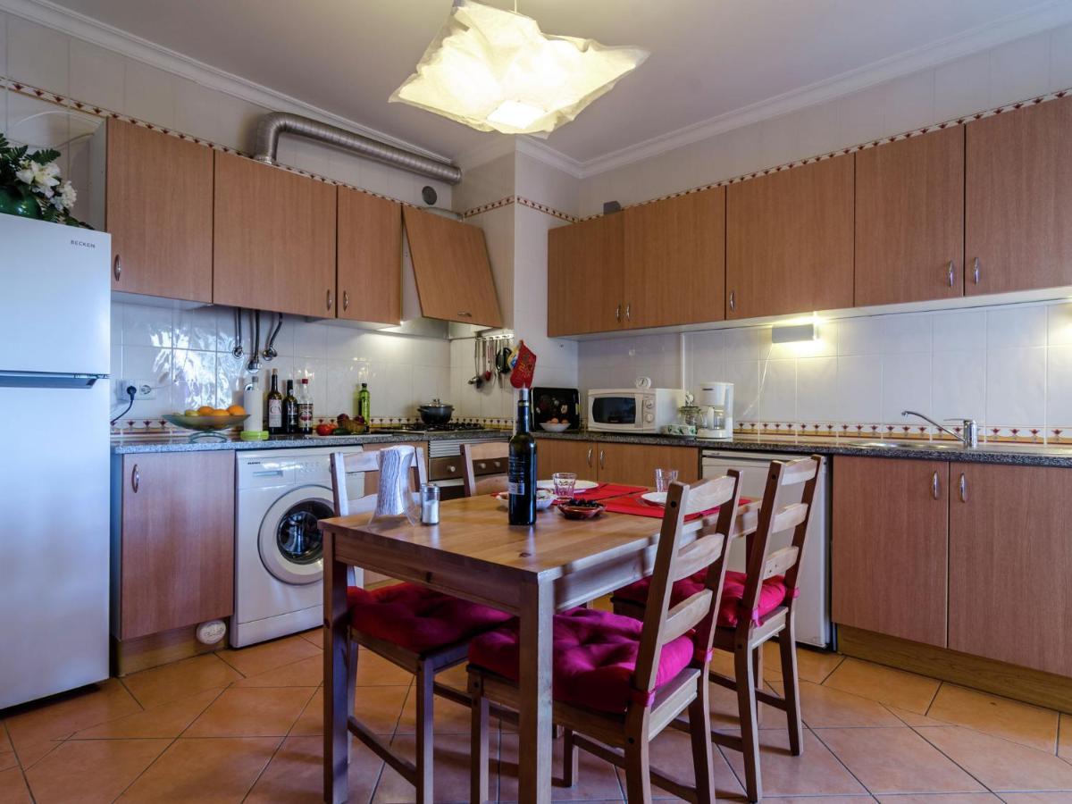 This Warm And Comfortable Apartment Λάγος Δωμάτιο φωτογραφία